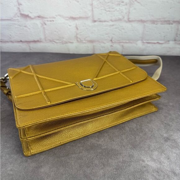 CHRISTIAN DIOR Metallic Grained Calfskin Diorama Satchel Gold - Picture 6 of 14